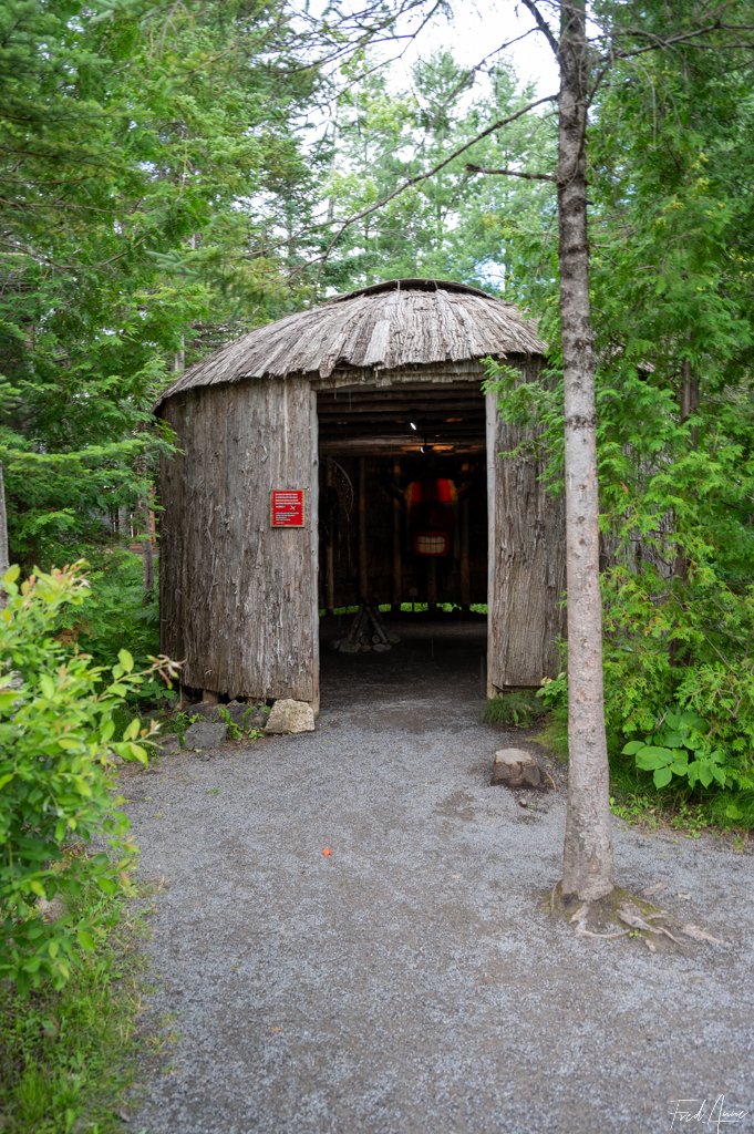 Canada 230801 1235 377