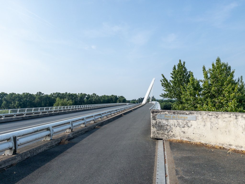 Loire à Vélo Pont de l'Europe Orléans