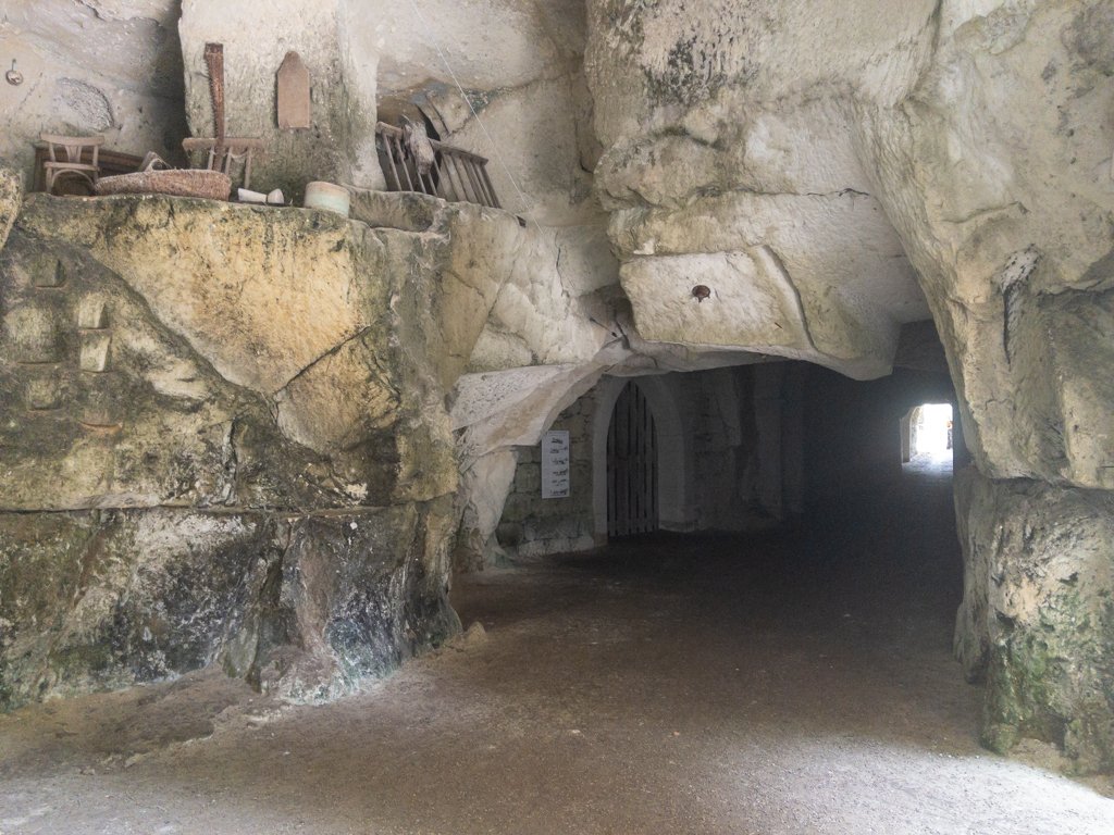 Loire à Vélo Centre commercial du XIème siècle