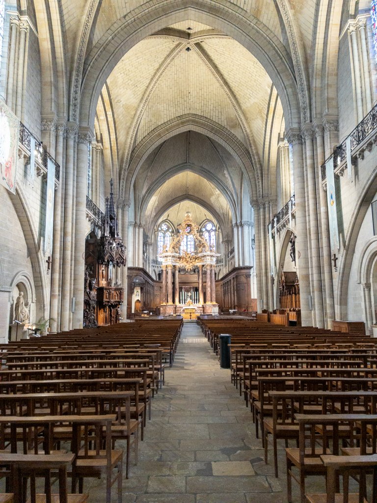 Loire à Vélo Cathédrale Saint-Maurice d'Angers