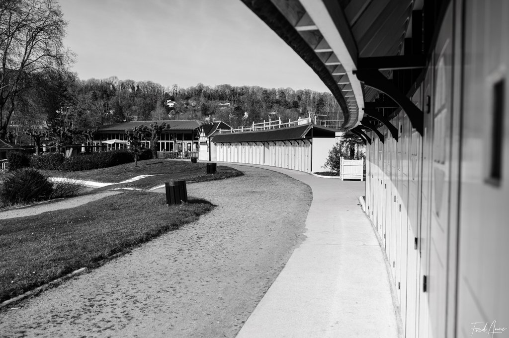 25 08 Les Cabines De La Plage