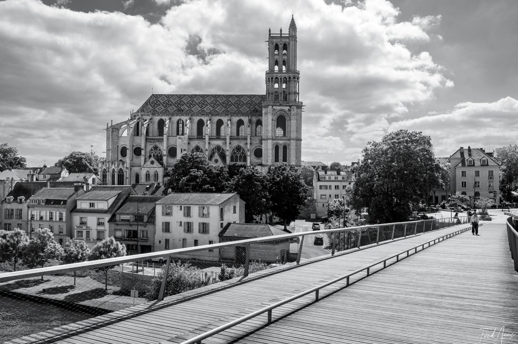 25 20 Collégiale notre dame