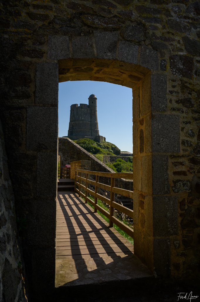 Tour Vauban de Saint-Vaast-la-Hougue