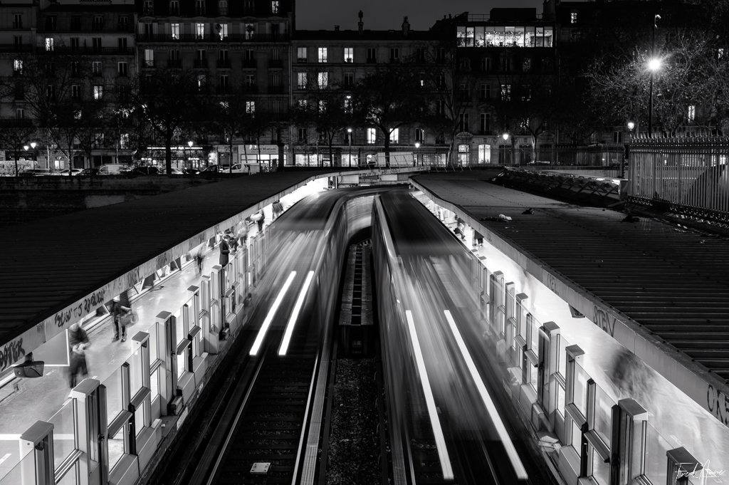 25 50 Métro Bastille