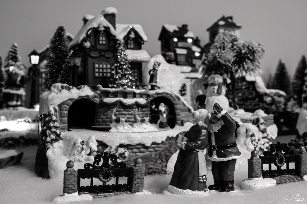 25 52 Village de Noël